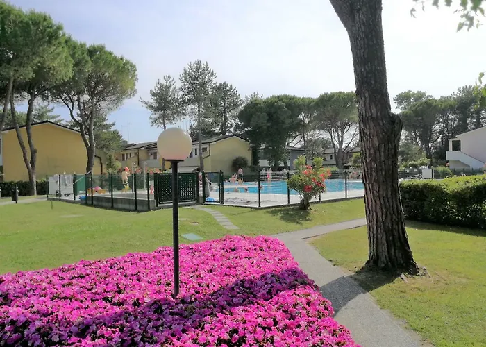 Villaggio Azzurro *
